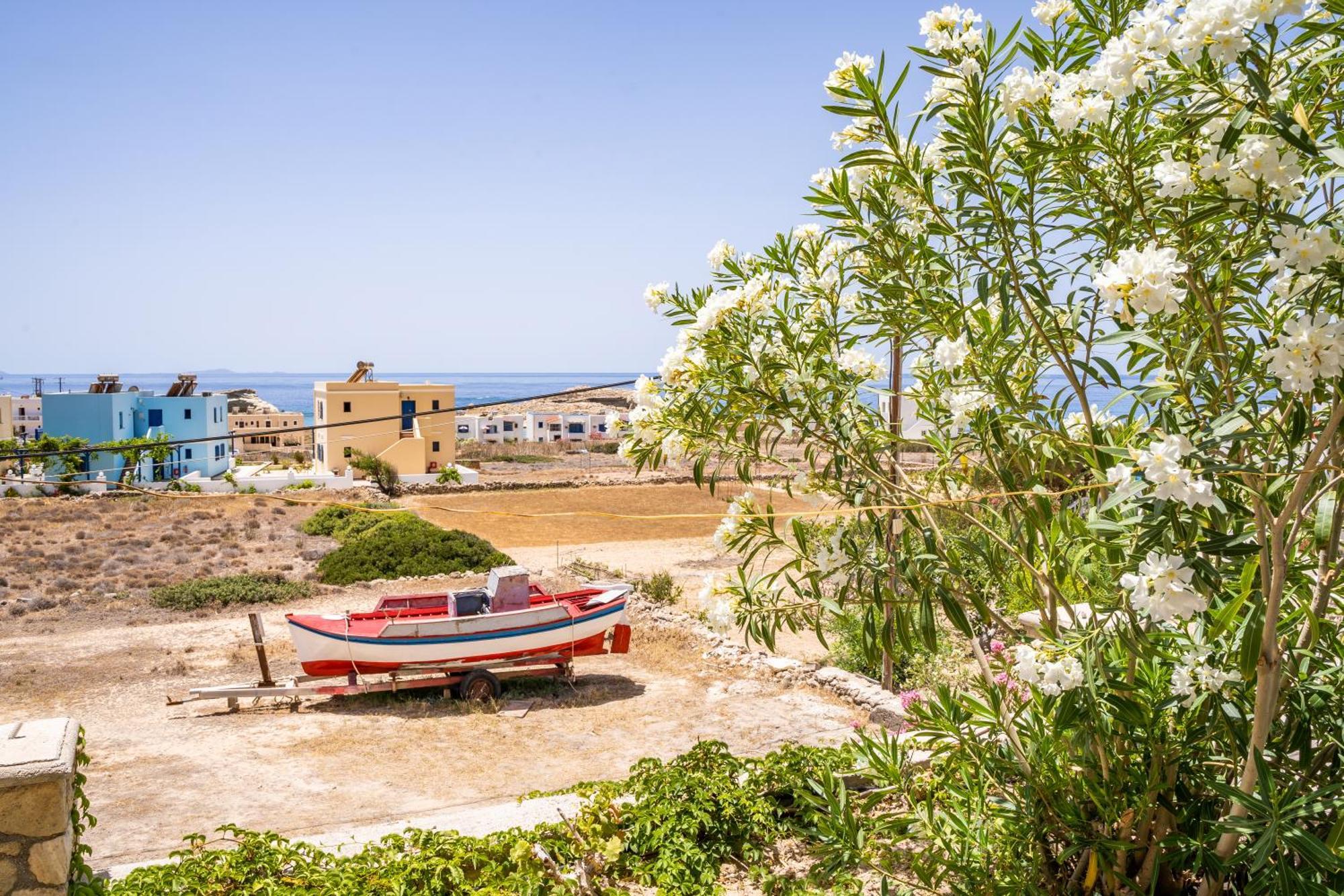 Sun Week Hotel Lefkos  Bagian luar foto